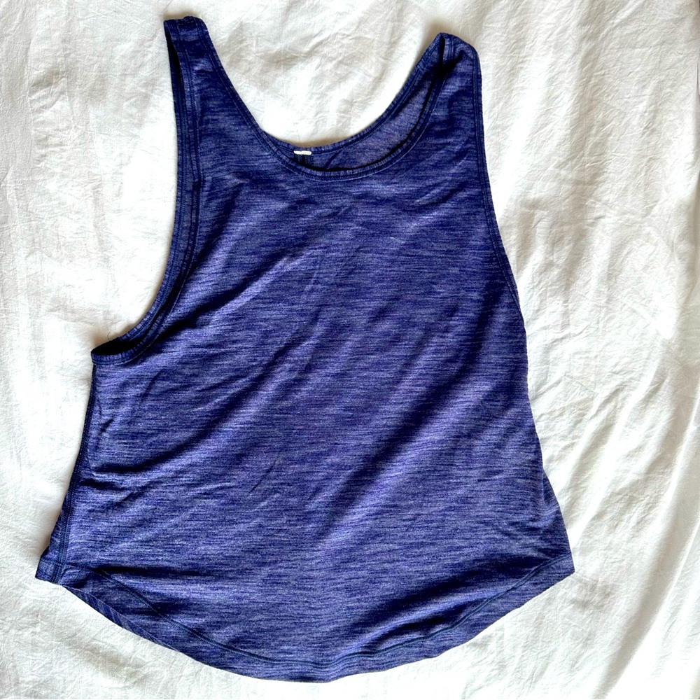 Lululemon women’s crop tank size 6